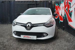 2016 Renault Clio 0.9 Tce Dynamique S Nav Hatchback 5dr Petrol Manual Euro 6 (s/s) (90 Ps) in White — image 6