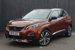 2019 Peugeot 3008 1.5 Bluehdi Gt Line Premium in Bronze — image 3