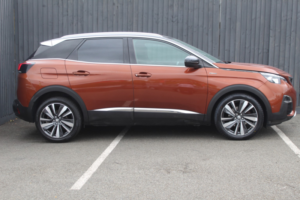 2019 Peugeot 3008 1.5 Bluehdi Gt Line Premium in Bronze — image 4
