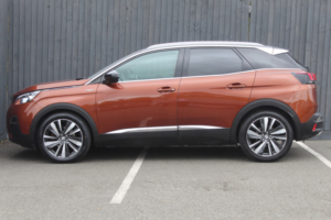 2019 Peugeot 3008 1.5 Bluehdi Gt Line Premium in Bronze — image 5
