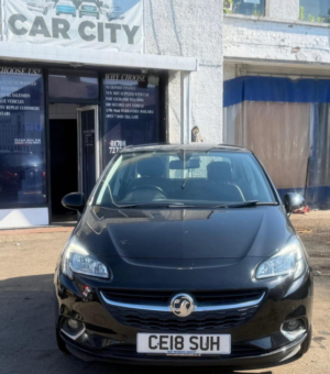 2018 Vauxhall Corsa 1.4i Se Auto Euro 6 5dr in Black — image 2