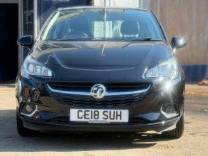 2018 Vauxhall Corsa 1.4i Se Auto Euro 6 5dr in Black — image 5