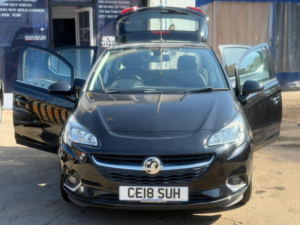 2018 Vauxhall Corsa 1.4i Se Auto Euro 6 5dr in Black — image 6