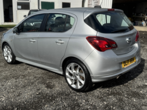2017 Vauxhall Corsa 1.4 I Ecoflex Sri Vx Line in Silver — image 5
