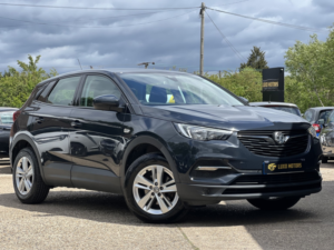 2018 Vauxhall Grandland X 1.2 Turbo Se in Green — image 3