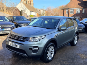 2019 Land Rover Discovery Sport Td4 Se Tech in Grey — image 6