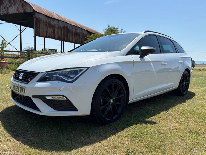 2019 SEAT Leon 1.5 Tsi Evo Fr Black Edition DSG Euro 6 (s/s) 5dr in White — image 1