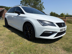 2019 SEAT Leon 1.5 Tsi Evo Fr Black Edition DSG Euro 6 (s/s) 5dr in White — image 3