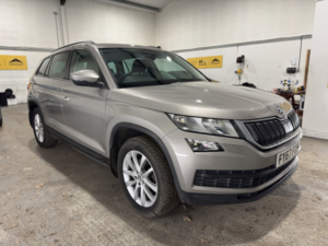 2017 Skoda Kodiaq 1.4 Tsi Act Se in Beige — image 4