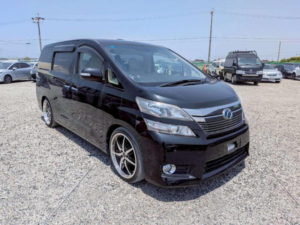 2011 Toyota Vellfire 2.4 V 5dr 8 Seats in Black — image 1