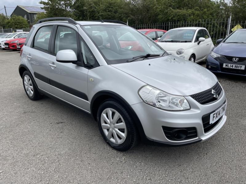 2014 Suzuki Sx4 1.6 Sz3 in Silver — image 1
