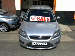 2009 Ford Focus 1.6 Titanium in Silver — image 2