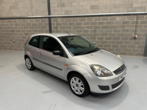 2007 Ford Fiesta 1.25 Style 3dr in Silver — image 5