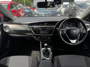 2013 Toyota Auris 1.6 V-Matic Icon Euro 5 5dr in Blue — image 3