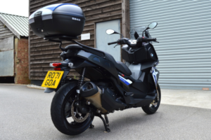 2021 BMW C 400 X Se Scooter in Black — image 6