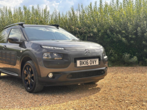 2016 Citroen C4 Cactus 1.6 Bluehdi Flair Euro 6 5dr in Grey — image 2