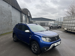 2020 Dacia Duster 1.0 Prestige Tce 100 4x2 Bi-Fuel Re+ in Blue — image 3