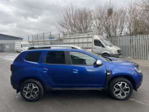 2020 Dacia Duster 1.0 Prestige Tce 100 4x2 Bi-Fuel Re+ in Blue — image 5