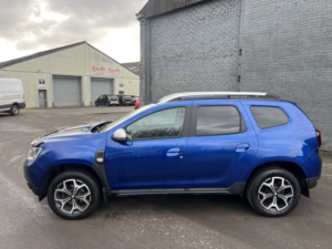 2020 Dacia Duster 1.0 Prestige Tce 100 4x2 Bi-Fuel Re+ in Blue — image 6