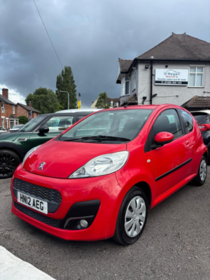2012 Peugeot 107 1.0 12v Active Euro 5 3dr in Red — image 2