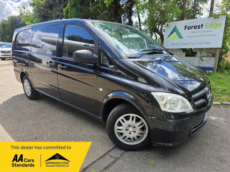 2011 Mercedes-Benz Vito 2.1 113 Cdi L1 5dr in Black — image 1