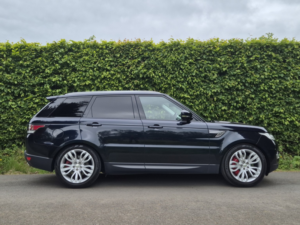 2014 Land Rover Range Rover Sport 3.0 Sd V6 Hse in Black — image 4