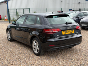 2018 Audi A3 1.6 Tdi 30 Se Technik Sportback S Tronic Euro 6 (s/s) 5dr in Black — image 4