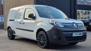 2014 Renault Kangoo E Z.e. Auto Rwd L2 H1 3dr in White — image 4