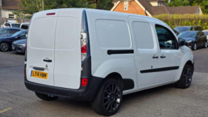 2014 Renault Kangoo E Z.e. Auto Rwd L2 H1 3dr in White — image 6