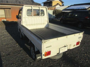 2004 Daihatsu Hijet Pickup 4WD in White — image 2