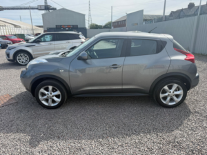 2010 Nissan Juke 1.6 Acenta SUV 5dr Petrol Manual Euro 5 (117 Ps) in Grey — image 5