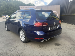 2020 Volkswagen Golf 2.0 Tdi Gt Edition in Blue — image 3