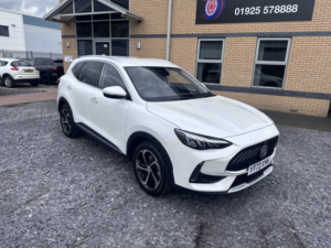 2023 MG MG Hs 1.5 T-Gdi Trophy in White — image 2