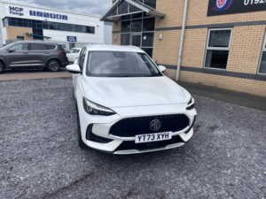 2023 MG MG Hs 1.5 T-Gdi Trophy in White — image 3