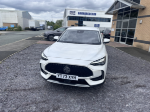 2023 MG MG Hs 1.5 T-Gdi Trophy in White — image 4