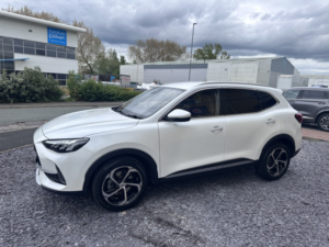 2023 MG MG Hs 1.5 T-Gdi Trophy in White — image 6