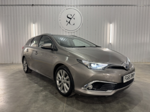 2015 Toyota Auris