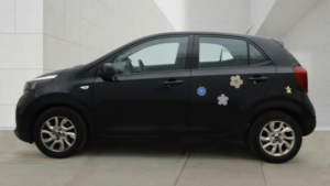 2017 Kia Picanto 1.0 2 Euro 6 5dr in Black — image 4