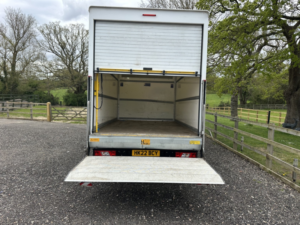 2022 Ford Transit 2.0 Transit Leader Single Chassis Cab 350 L3 2.0l Ecoblue 130ps Rwd 6 Speed Manual in White — image 2