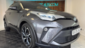 2020 Toyota C-Hr 1.8 Vvt-H Design CVT Euro 6 (s/s) 5dr in Grey — image 2