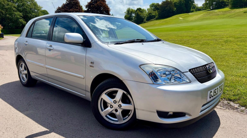 2003 Toyota Corolla 1.6 Vvt-I T3 5dr in Silver — image 1