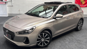 2017 Hyundai I30 1.6 Crdi Blue Drive Premium Se Dct Euro 6 (s/s) 5dr in Bronze — image 5