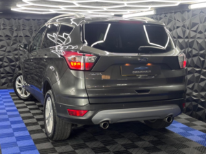 2018 Ford Kuga 2.0 Tdci Titanium Euro 6 (s/s) 5dr in Grey — image 4