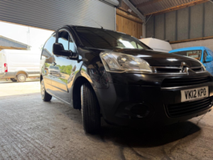 2012 Citroen Berlingo 1.6 Hdi 850 Enterprise L1 5dr in Black — image 2