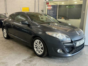 2013 Renault Megane 1.5 Dci Dynamique Tomtom Coupe 3dr Diesel Manual Euro 5 (s/s) (110 Ps) in Grey — image 3