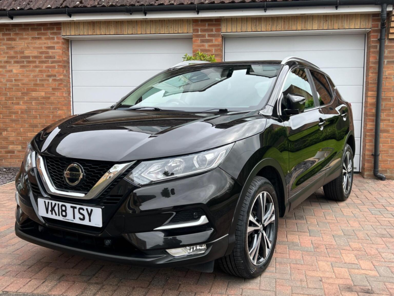 2018 Nissan Qashqai 1.5 Dci N-Connecta Euro 6 (s/s) 5dr in Black — image 1