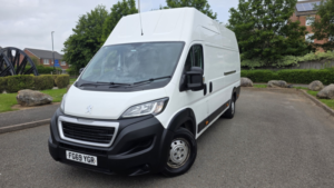 2019 Peugeot Boxer 2.2 Bluehdi 435 Professional L4 H3 Euro 6 (s/s) 5dr in White — image 3