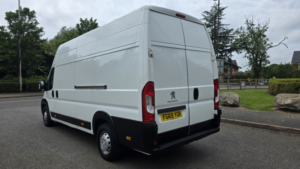 2019 Peugeot Boxer 2.2 Bluehdi 435 Professional L4 H3 Euro 6 (s/s) 5dr in White — image 5