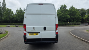 2019 Peugeot Boxer 2.2 Bluehdi 435 Professional L4 H3 Euro 6 (s/s) 5dr in White — image 6
