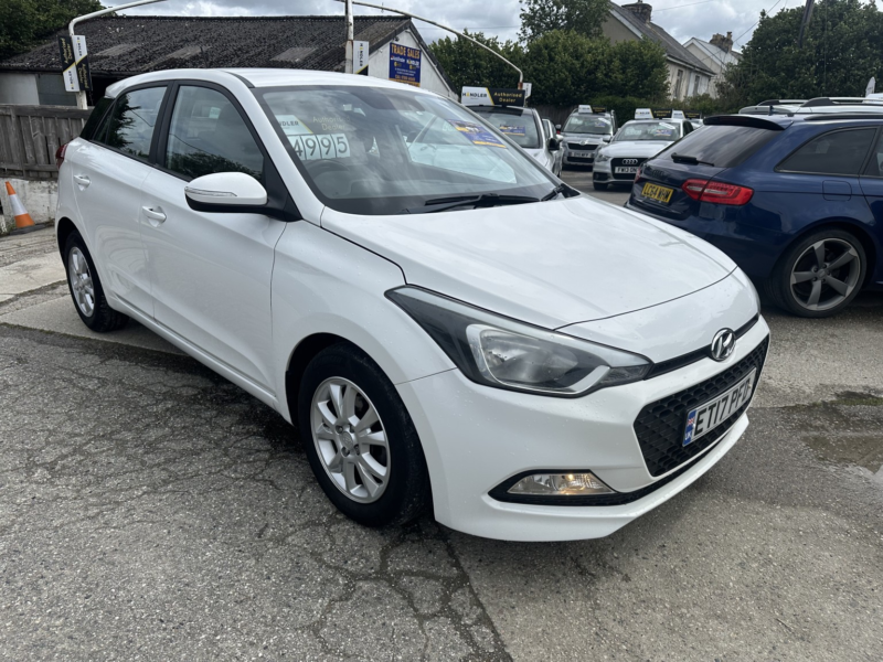 2017 Hyundai I20 1.2 I20 Se 1.2 84ps My17 in White — image 1